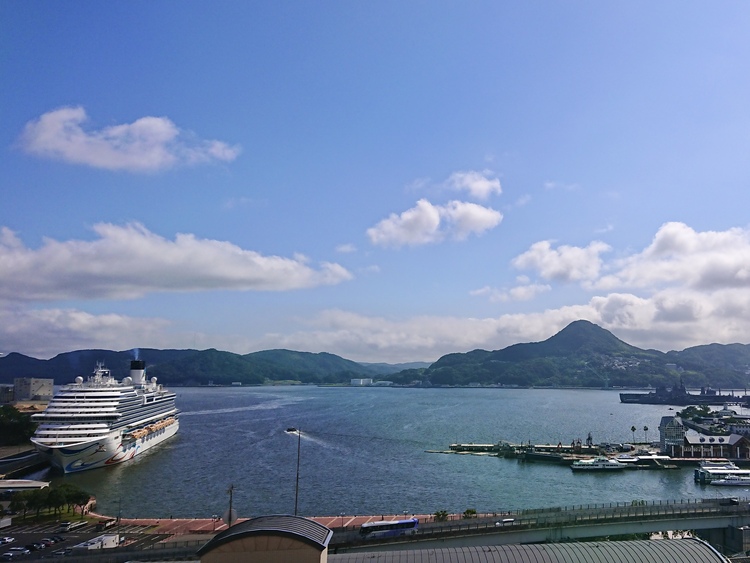 [Solo para huéspedes entre semana] “Recorrido por la azotea” para disfrutar del puerto de Sasebo, donde la antigua Armada se enamoró a primera vista