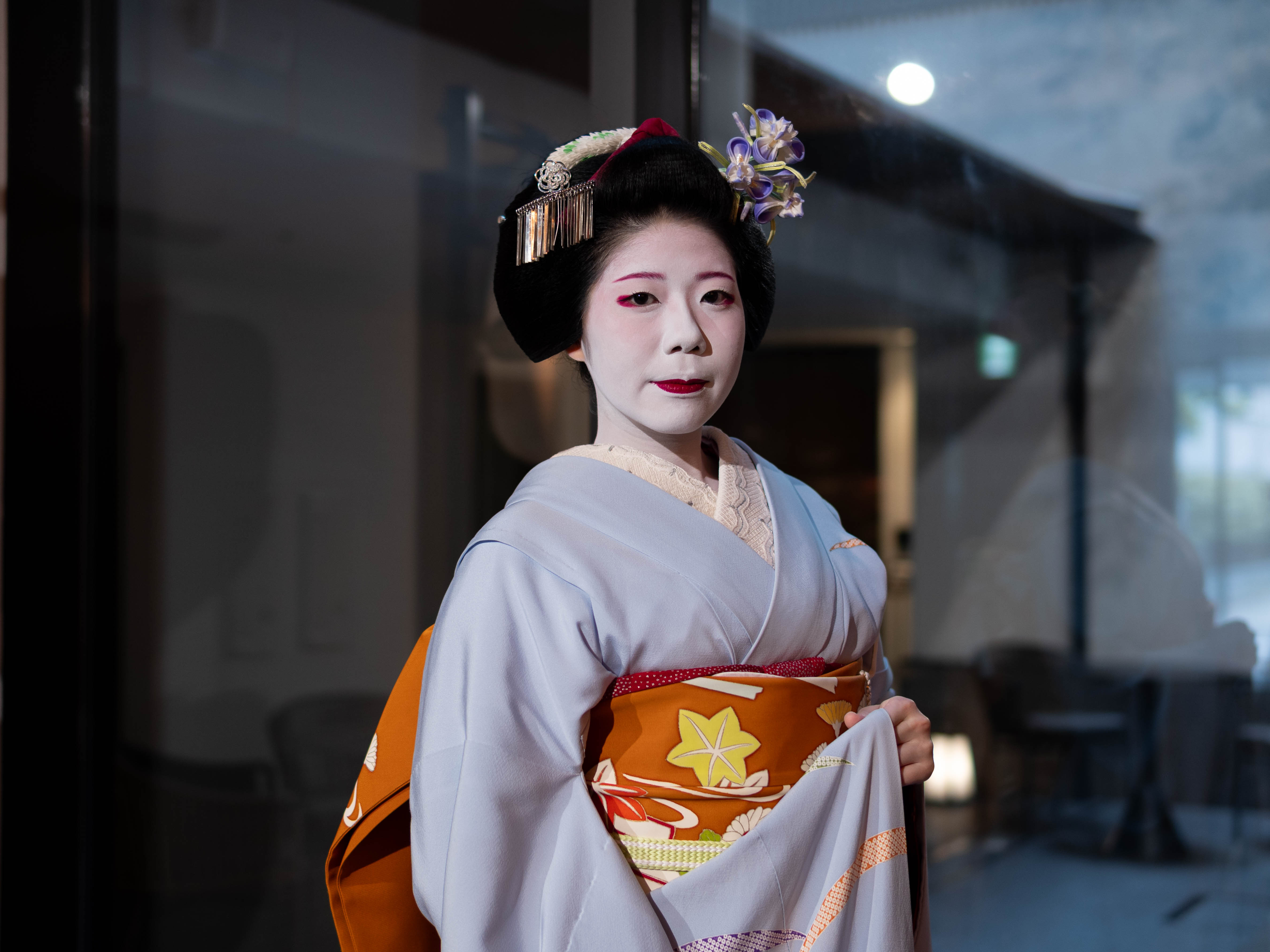 [Limitado a huéspedes del hotel] Un momento especial para disfrutar del baile de una maiko