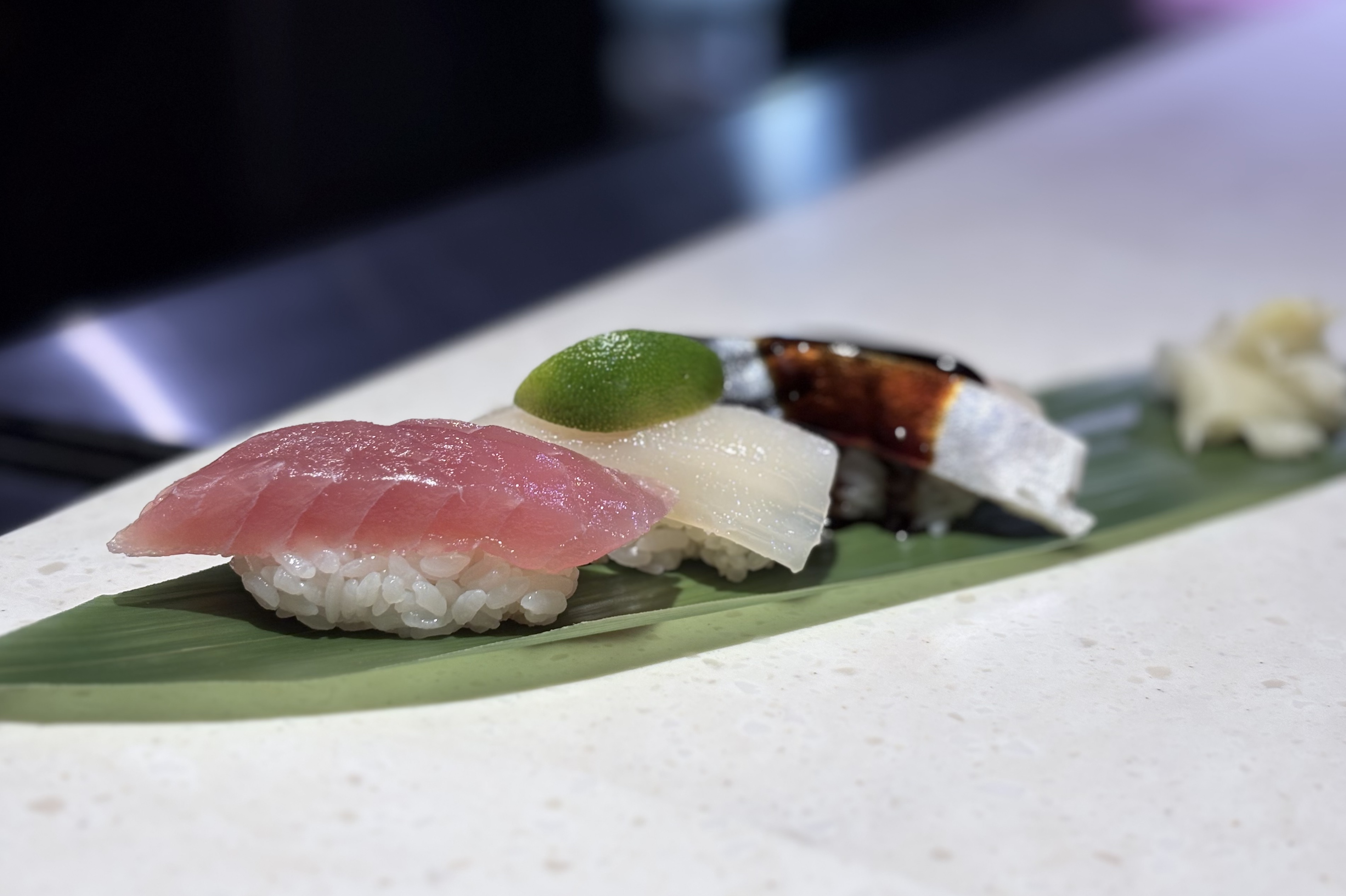 "Comer de pie en la pescadería": Una nueva forma de disfrutar del susukino en "Uo no Nemuro Fukuhara"