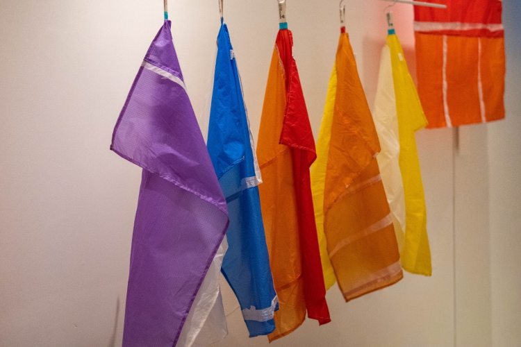 Tela para envolver Furoshiki hecha con tejido de parapente reciclado