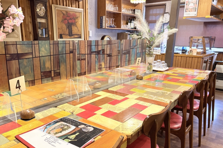 Mesa de patchwork reciclada