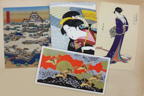 Postales con motivos tradicionales japoneses de aquella época.