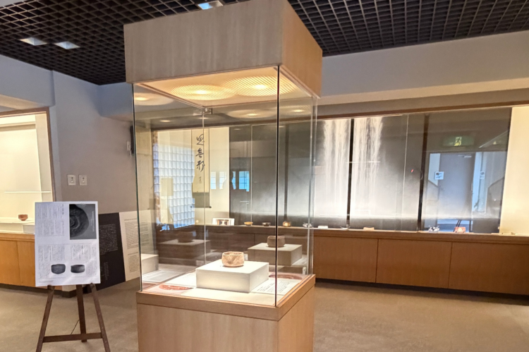 En la segunda planta del museo se exhiben obras de los primeros a los undécimos jefes de familia.
