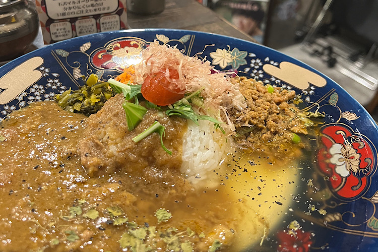 Osaka es la cuna del curry de especias. Un restaurante de curry que se centra demasiado en el sabor del caldo y la sopa.