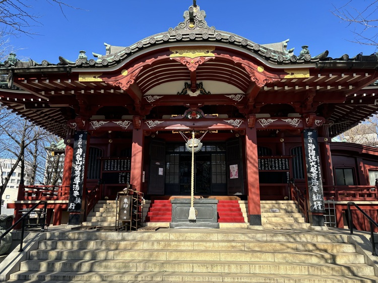 Machinyuyama Honryuin es un templo cuyo símbolo es un rábano amado por los residentes de Asakusa desde la antigüedad.